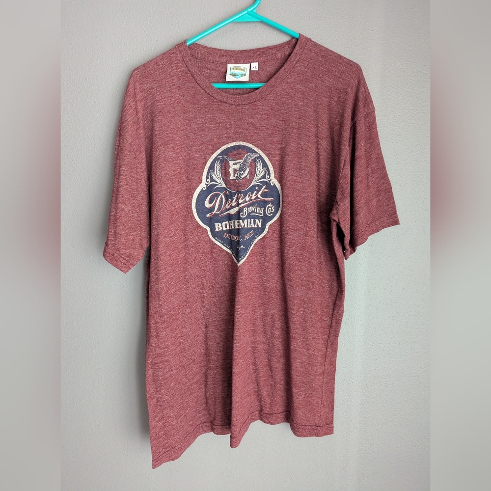 Peninsula brand t-shirt size XL Detroit brewing Bohemian Detroit, Michigan.